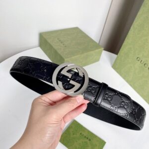 Gucci Men's Genuine Leather Belt with Pad Buckle