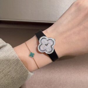 Van Cleef & Arpels Alhambra "Starry Sky" Edition