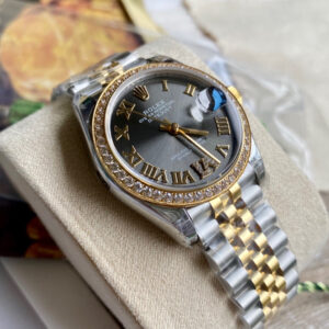 Rolex Oyster Perpetual Datejust 31mm Ladies' Watch with Diamonds