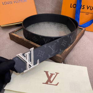 Louis Vuitton Dimension Reversible Belt