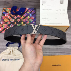 Louis Vuitton Men's Belt